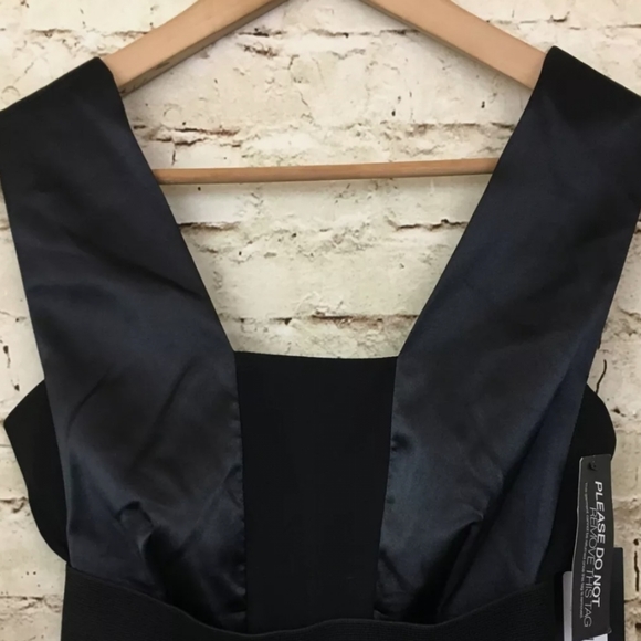 Jumpsuit - Picture 2 of 6